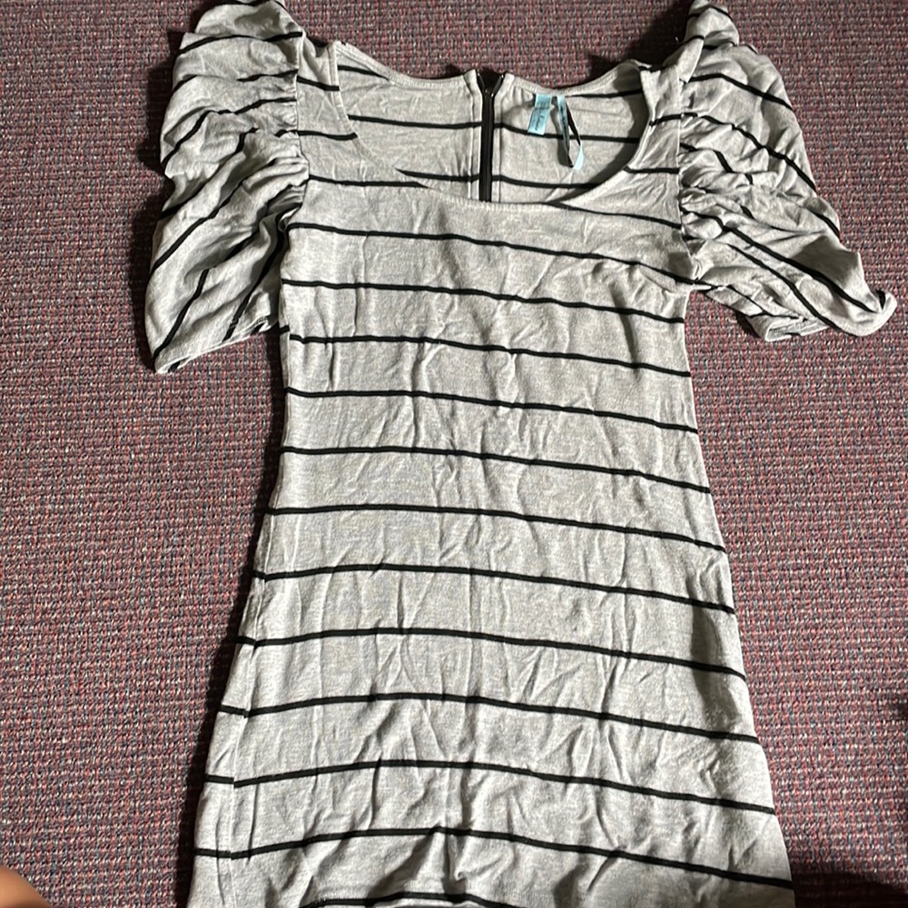 Guess by Marciano top. Ruffle shoulders.